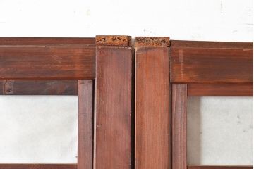 アンティーク建具　腰板ケヤキ材　整然と並ぶ縦桟が和の風情漂う裏障子付き格子戸2枚セット(引き戸、建具)(R-048140)