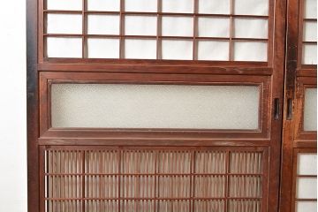 アンティーク建具　腰板ケヤキ材　整然と並ぶ縦桟が和の風情漂う裏障子付き格子戸2枚セット(引き戸、建具)(R-048140)