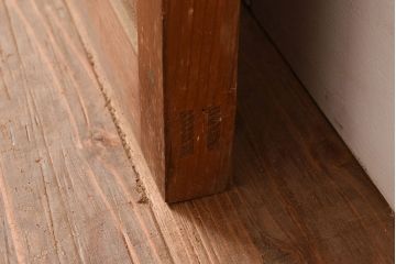 アンティーク建具　モールガラスがノスタルジックな雰囲気を高めるヒノキ材製のドア(扉、建具)(R-048145)