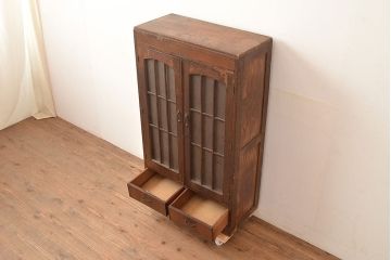 和製アンティーク　ダイヤガラス入り!大正ロマンやレトロスタイルのお部屋におすすめのガラス戸棚(本箱、ブックケース、収納棚)(R-048147)