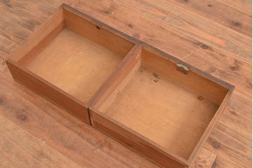 和製アンティーク　ダイヤガラス入り!大正ロマンやレトロスタイルのお部屋におすすめのガラス戸棚(本箱、ブックケース、収納棚)(R-048147)