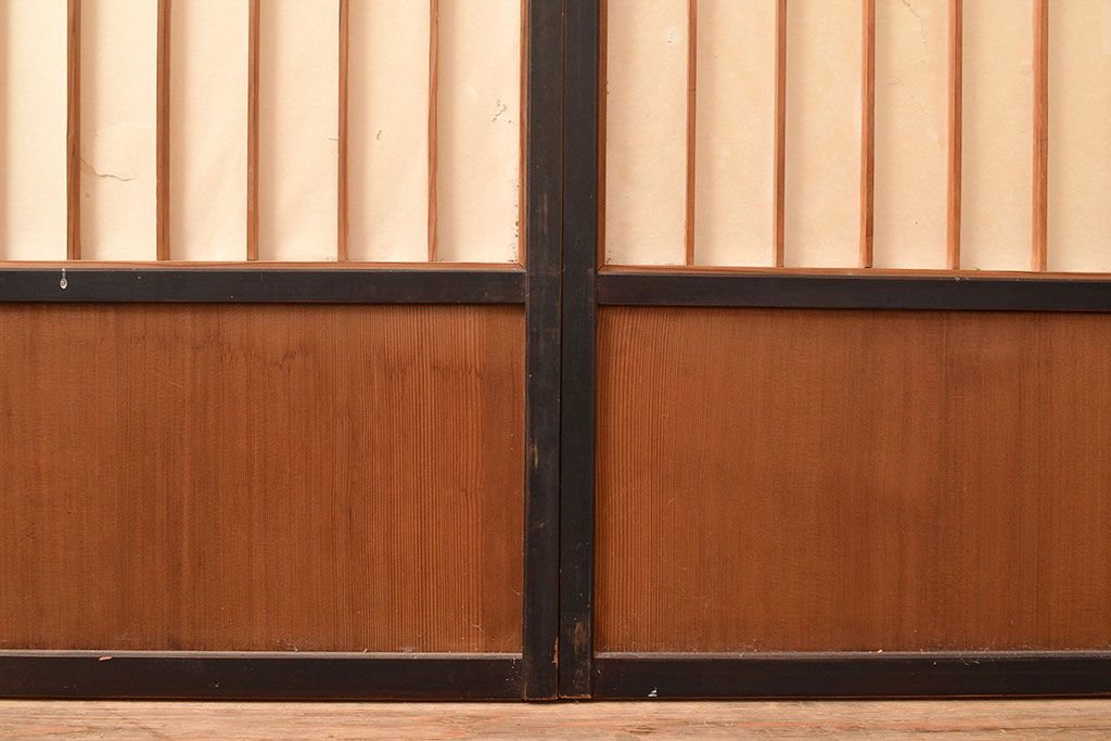 アンティーク建具　昭和初期　黒い框がモダンな印象を高める障子戸2枚セット　(R-048150)