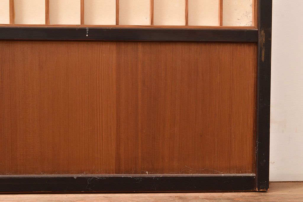 アンティーク建具　昭和初期　黒い框がモダンな印象を高める障子戸2枚セット　(R-048150)