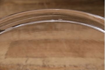 昭和レトロ　レトロ雑貨　お洒落なディスプレイを楽しめる大きなガラス瓶(ガラスビン、キャニスター)(R-048156)