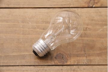 ヴィンテージ照明　昭和レトロ　ぽてっとしたフォルムが優しい印象を与える大振りの天井照明(シーリングライト、ビンテージ)(R-048162)