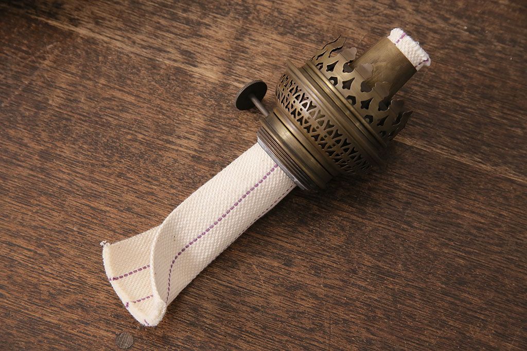 フランスビンテージ　GAUDARD(ガーダード)　ピンクの花が可憐な印象のオイルランプ(火屋、油壷)(R-048165)