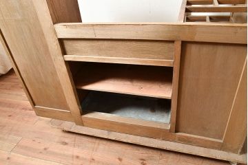 昭和レトロ　ナラ材　玄関に置くだけ!フックや戸棚が付いた珍しいデザインの傘立て(下駄箱、カサ立て、コートハンガー、帽子掛け)(R-048183)