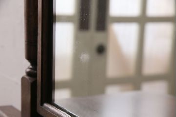 イギリスアンティーク　細かい装飾が魅力的!高級感漂うオーク材製のドレッサー(鏡台、ミラー)(R-048188)