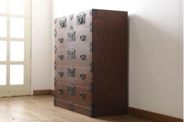 中古　民芸家具　岩谷堂箪笥　迫力のある木目が存在感を放つ衣装タンス(定価約42万円)(引き出し、チェスト)(R-048189)