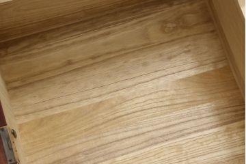 中古　民芸家具　岩谷堂箪笥　迫力のある木目が存在感を放つ衣装タンス(定価約42万円)(引き出し、チェスト)(R-048189)
