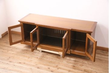 中古　DREXEL HERITAGE(ドレクセルヘリテイジ)　FRANCESCA(フランチェスカ)シリーズ　上品な佇まいのテレビボード(テレビ台、ローボード)(定価約98万円)(R-048191)