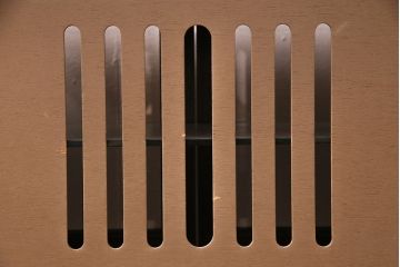 中古　DREXEL HERITAGE(ドレクセルヘリテイジ)　FRANCESCA(フランチェスカ)シリーズ　上品な佇まいのテレビボード(テレビ台、ローボード)(定価約98万円)(R-048191)