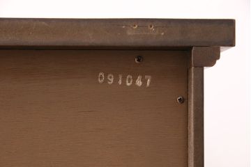 中古　DREXEL HERITAGE(ドレクセルヘリテイジ)　FRANCESCA(フランチェスカ)シリーズ　上品な佇まいのテレビボード(テレビ台、ローボード)(定価約98万円)(R-048191)