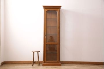 中古　美品　DREXEL HERITAGE(ドレクセルヘリテイジ)のEt Cetera(エトセトラ)シリーズ　高級感を演出する照明付きキャビネット(キュリオケース、飾り棚)(定価約52万円)(R-048194)