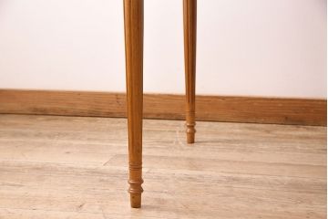 中古　DREXEL HERITAGE(ドレクセルヘリテイジ)　Et Cetera(エトセトラ) 小ぶりなサイズのラウンドテーブル(ダイニングテーブル)(R-048215)