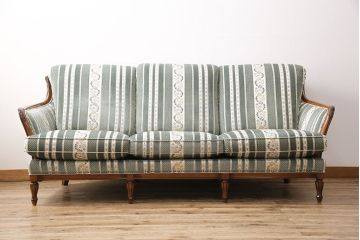 中古　美品　maruni(マルニ木工)　BRITANNIA British classic style　優雅な雰囲気を演出してくれるブリタニアシリーズのソファ(定価約86万円)(3人掛け)(R-048216)