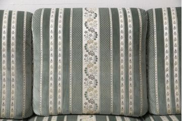 中古　美品　maruni(マルニ木工)　BRITANNIA British classic style　優雅な雰囲気を演出してくれるブリタニアシリーズのソファ(定価約86万円)(3人掛け)(R-048216)