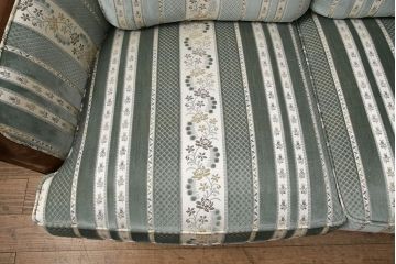 中古　美品　maruni(マルニ木工)　BRITANNIA British classic style　優雅な雰囲気を演出してくれるブリタニアシリーズのソファ(定価約86万円)(3人掛け)(R-048216)