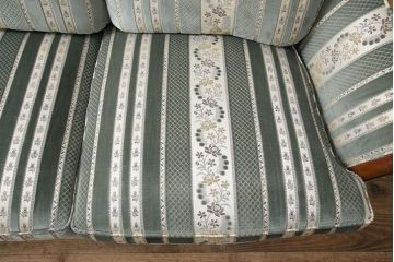 中古　美品　maruni(マルニ木工)　BRITANNIA British classic style　優雅な雰囲気を演出してくれるブリタニアシリーズのソファ(定価約86万円)(3人掛け)(R-048216)