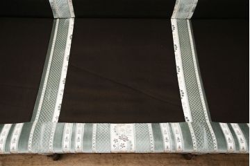 中古　美品　maruni(マルニ木工)　BRITANNIA British classic style　優雅な雰囲気を演出してくれるブリタニアシリーズのソファ(定価約86万円)(3人掛け)(R-048216)