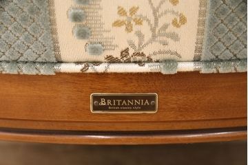 中古　美品　maruni(マルニ木工)　BRITANNIA British classic style　英国アンティークを彷彿とさせるブリタニアシリーズの1人掛けソファ(定価約47万円)(アームソファ、サロンチェア、シングル)(R-048217)