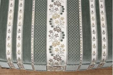 中古　美品　maruni(マルニ木工)　BRITANNIA British classic style　気品漂う佇まいが魅力的なブリタニアシリーズのオットマン(定価約16万円)(フットスツール、チェア)(R-048218)