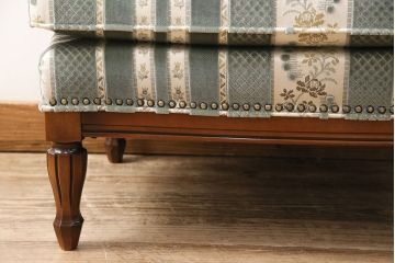 中古　美品　maruni(マルニ木工)　BRITANNIA British classic style　気品漂う佇まいが魅力的なブリタニアシリーズのオットマン(定価約16万円)(フットスツール、チェア)(R-048218)