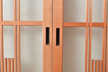 アンティーク建具　和の風情漂う組子入りがお洒落なガラス戸4枚セット(引き戸、建具)(R-048220)