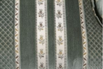 中古　美品　maruni(マルニ木工)　BRITANNIA British classic style　英国アンティークを彷彿とさせるブリタニアシリーズの1人掛けソファ(定価約47万円)(アームソファ、サロンチェア、シングル)(R-048244)