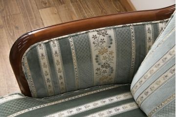 中古　美品　maruni(マルニ木工)　BRITANNIA British classic style　英国アンティークを彷彿とさせるブリタニアシリーズの1人掛けソファ(定価約47万円)(アームソファ、サロンチェア、シングル)(R-048244)