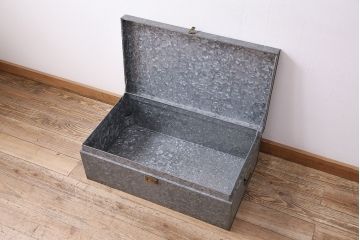 美品　アンティーク雑貨　インダストリアルな雰囲気を高めてくれるブリキ製BOX(収納ボックス、収納箱、小物収納)(R-048247)