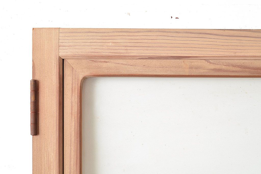 ヴィンテージ建具　昭和中期　窓付き　シンプルなデザインと味のある木肌が魅力的な木製ドア1枚　(R-048250)