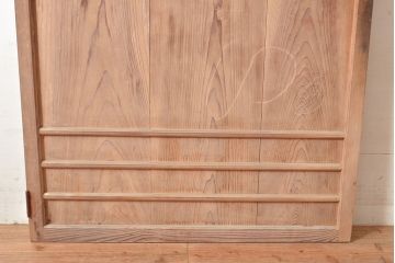 ヴィンテージ建具　昭和中期　窓付き　シンプルなデザインと味のある木肌が魅力的な木製ドア1枚　(R-048250)