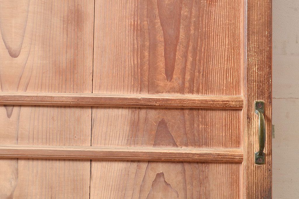 ヴィンテージ建具　昭和中期　窓付き　シンプルなデザインと味のある木肌が魅力的な木製ドア1枚　(R-048250)