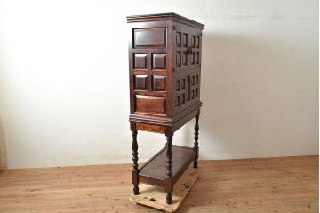中古　松本民芸家具　コレクションにもおすすめ!クラシックな雰囲気が格好いいS.P型ワインボード(ワインラック、収納棚、戸棚、SP型、キャビネット)(定価約99万円)(R-048254)