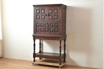 中古　松本民芸家具　コレクションにもおすすめ!クラシックな雰囲気が格好いいS.P型ワインボード(ワインラック、収納棚、戸棚、SP型、キャビネット)(定価約99万円)(R-048254)
