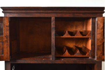 中古　松本民芸家具　コレクションにもおすすめ!クラシックな雰囲気が格好いいS.P型ワインボード(ワインラック、収納棚、戸棚、SP型、キャビネット)(定価約99万円)(R-048254)