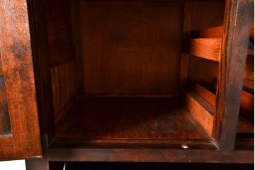 中古　松本民芸家具　コレクションにもおすすめ!クラシックな雰囲気が格好いいS.P型ワインボード(ワインラック、収納棚、戸棚、SP型、キャビネット)(定価約99万円)(R-048254)
