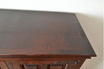 中古　松本民芸家具　コレクションにもおすすめ!クラシックな雰囲気が格好いいS.P型ワインボード(ワインラック、収納棚、戸棚、SP型、キャビネット)(定価約99万円)(R-048254)