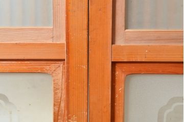 和製アンティーク　腰板桑材　珍しいデザインが目を引く裏ガラス入り格子戸3枚セット(引き戸、建具、ガラス戸)(R-048256)