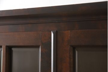 中古　北海道民芸家具　OM118　美しい木肌とシックな佇まいが魅力的なブックケース(食器棚、飾り棚、収納棚)(R-048259)
