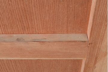 アンティーク建具　ケヤキ材の一枚板を使用した贅沢なつくりの蔵戸(引き戸、玄関戸)(R-048262)