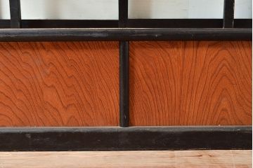 大正ロマン　時代物の色ガラス入り!タバコ屋さんで使われていた天枠付きのガラスケース(陳列棚、ショーケース)(R-048270)