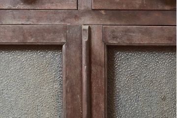 和製アンティーク　ノスタルジックな雰囲気が素敵な医療用キャビネット(ケビント、収納棚、サイドキャビネット)(R-048271)