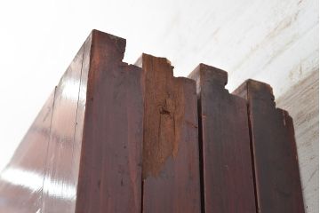 アンティーク建具　漆塗りの艶やかさが高級感を演出する杉材の板戸4枚セット(引き戸、建具)(R-048273)