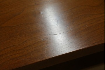 アメリカヴィンテージ　1960年から1970年頃　チーク材　棚付きのおしゃれなコーヒーテーブル　(R-048279)