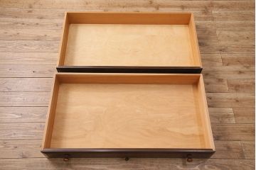 中古　松本民芸家具　当店リメイク　D-I型洋服タンス　こだわりの空間作りに活躍する、落ち着いた雰囲気の収納棚(靴箱、下駄箱、キャビネット)(定価約60万円)(R-048283)