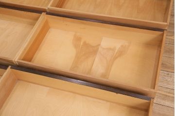 中古　松本民芸家具　D型整理タンスI　和洋どちらにも馴染む上品な佇まいのチェスト(洋服タンス、和たんす、収納箪笥、引き出し)(定価約39万円)(R-048291)