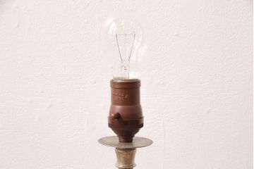 アンティーク照明　シャビーな佇まいが魅力的なシンプルなスタンド照明(フロアスタンド、照明、スタンドライト)(R-048296)