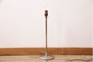 アンティーク照明　シャビーな佇まいが魅力的なシンプルなスタンド照明(フロアスタンド、照明、スタンドライト)(R-048296)